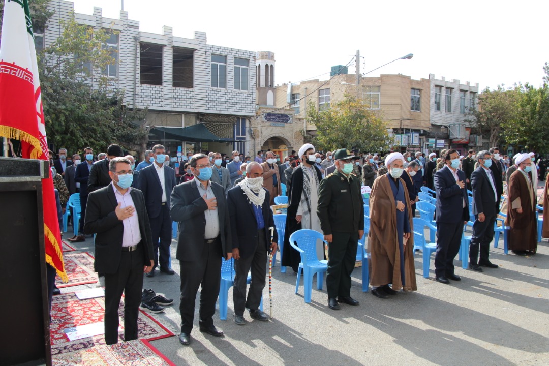 حضور شهردار ،اعضای شورای اسلامی شهر و مدیران شهرداری در مراسم گرامیداشت یوم الله ۱۳ آبان