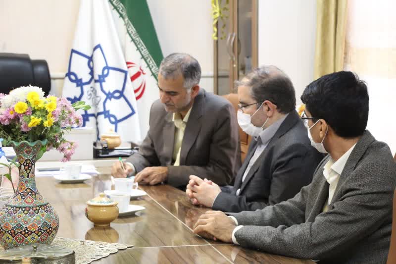 دیدار رئیس دانشگاه علوم پزشکی گناباد با شهردار گناباد