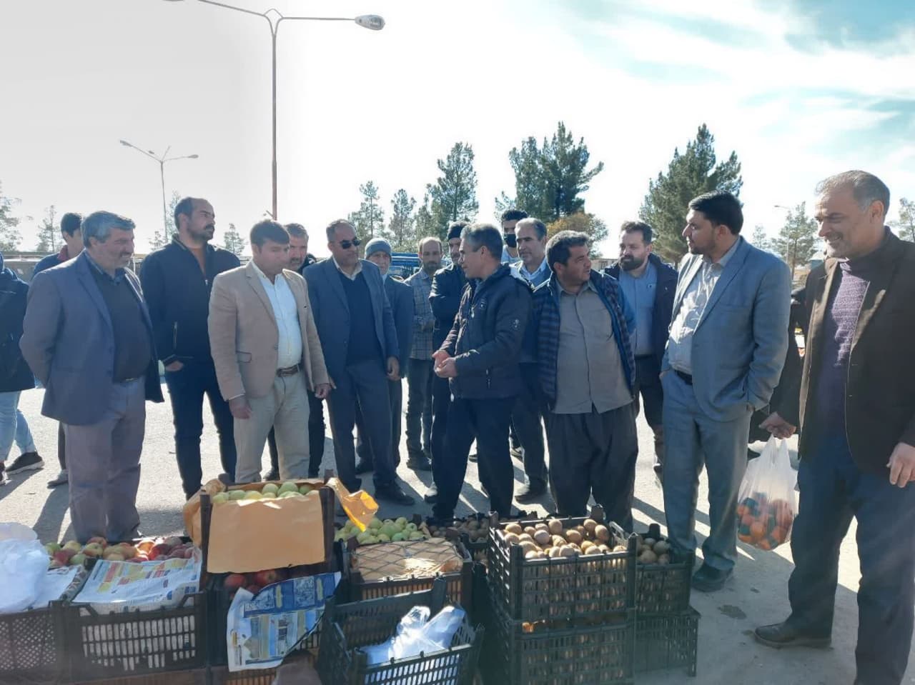 نظارت بر روز بازار