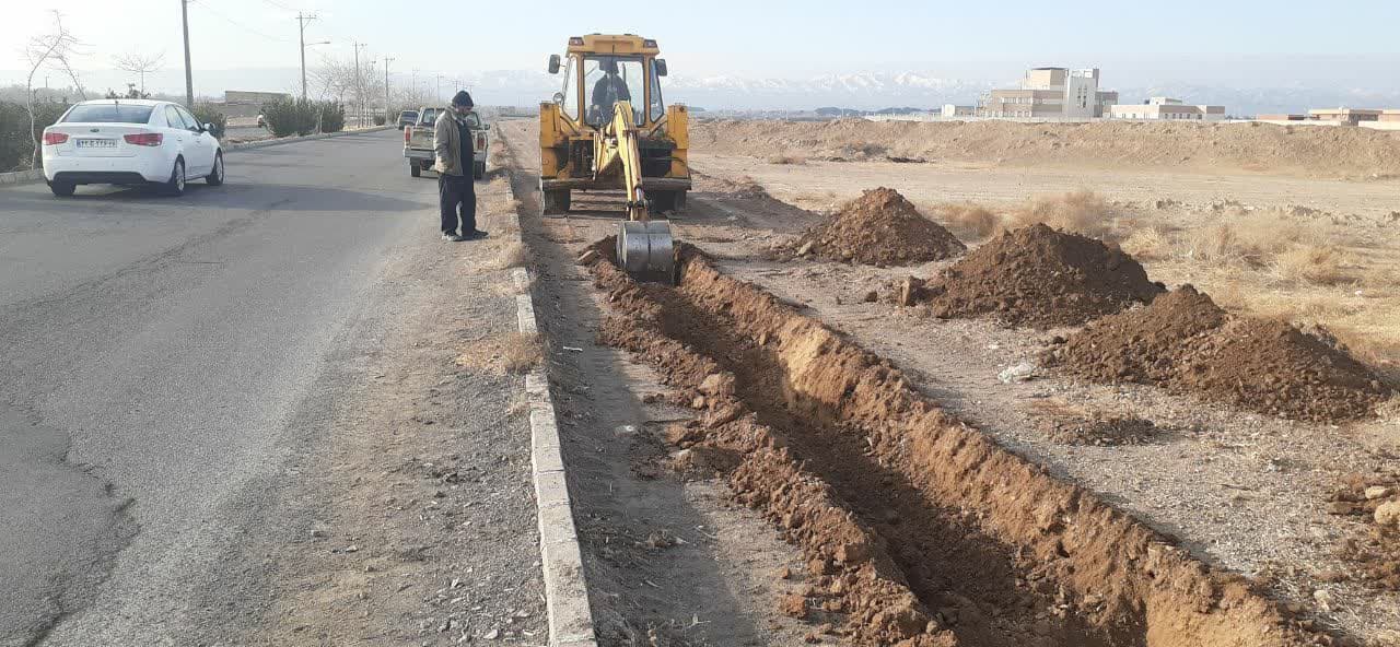  فضای سبز شهرمان توسعه میابد 