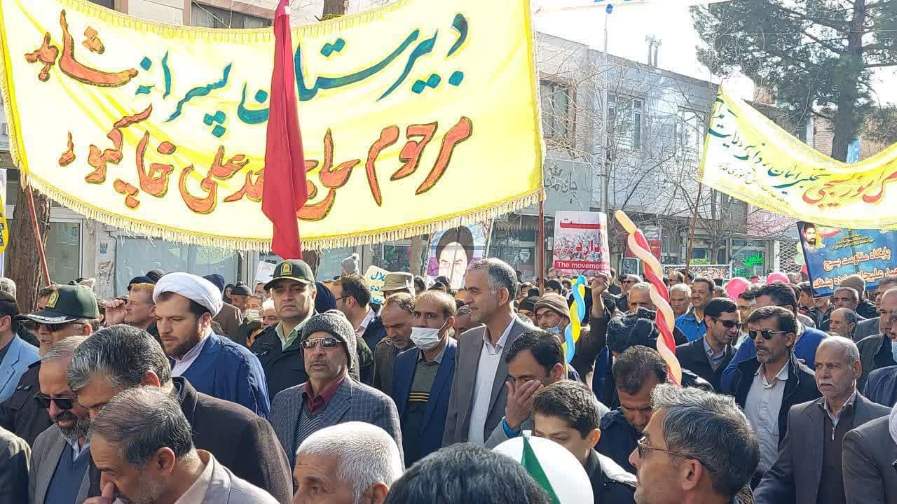  حضور شهردار گناباد، اعضای شورای شهر و پرسنل شهرداری گناباد در راهپیمایی بزرگ ۲۲ بهمن ۱۴۰۱