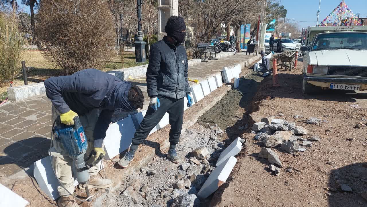  آغاز جدول کشی حاشیه باغ ملی