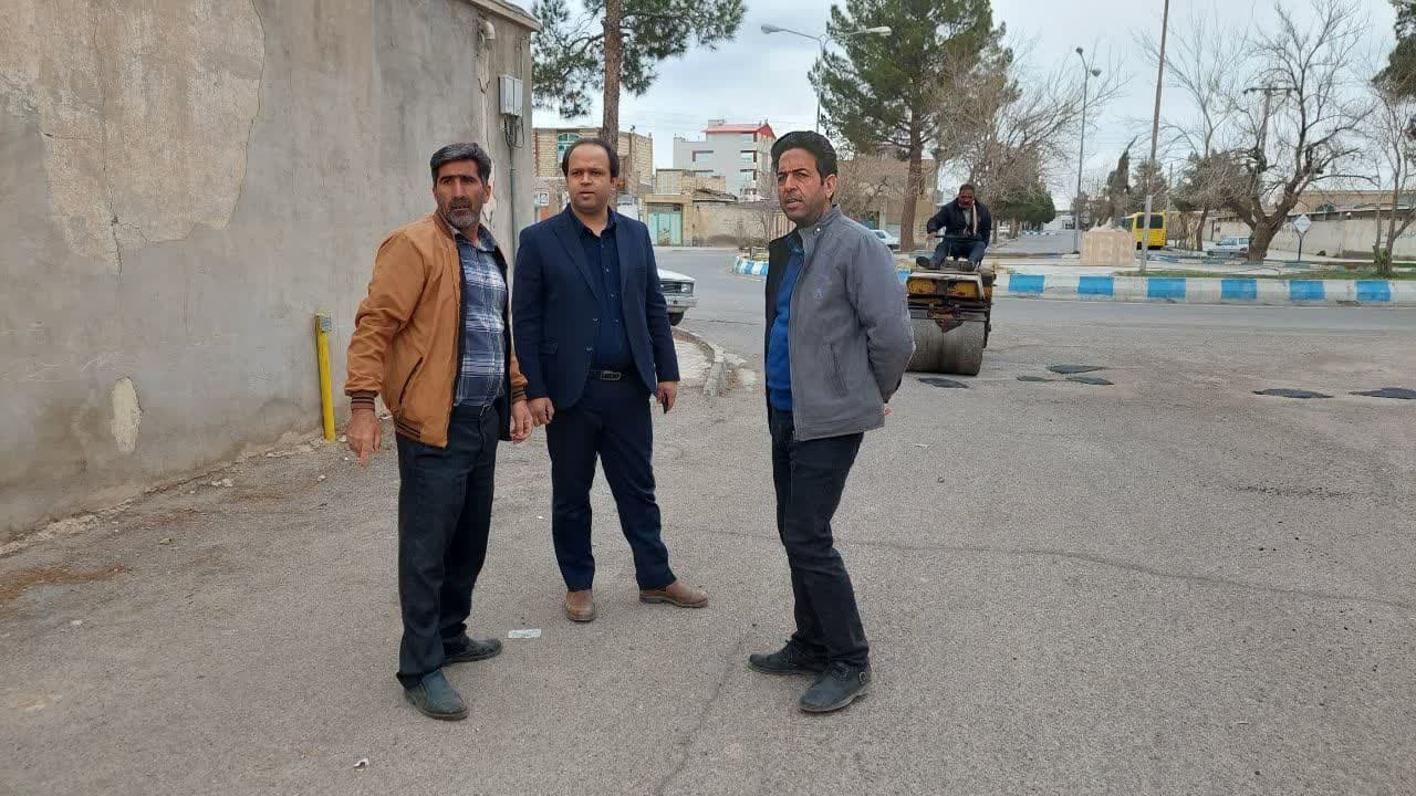  شروع لکه گیری آسفالت سطح شهر 