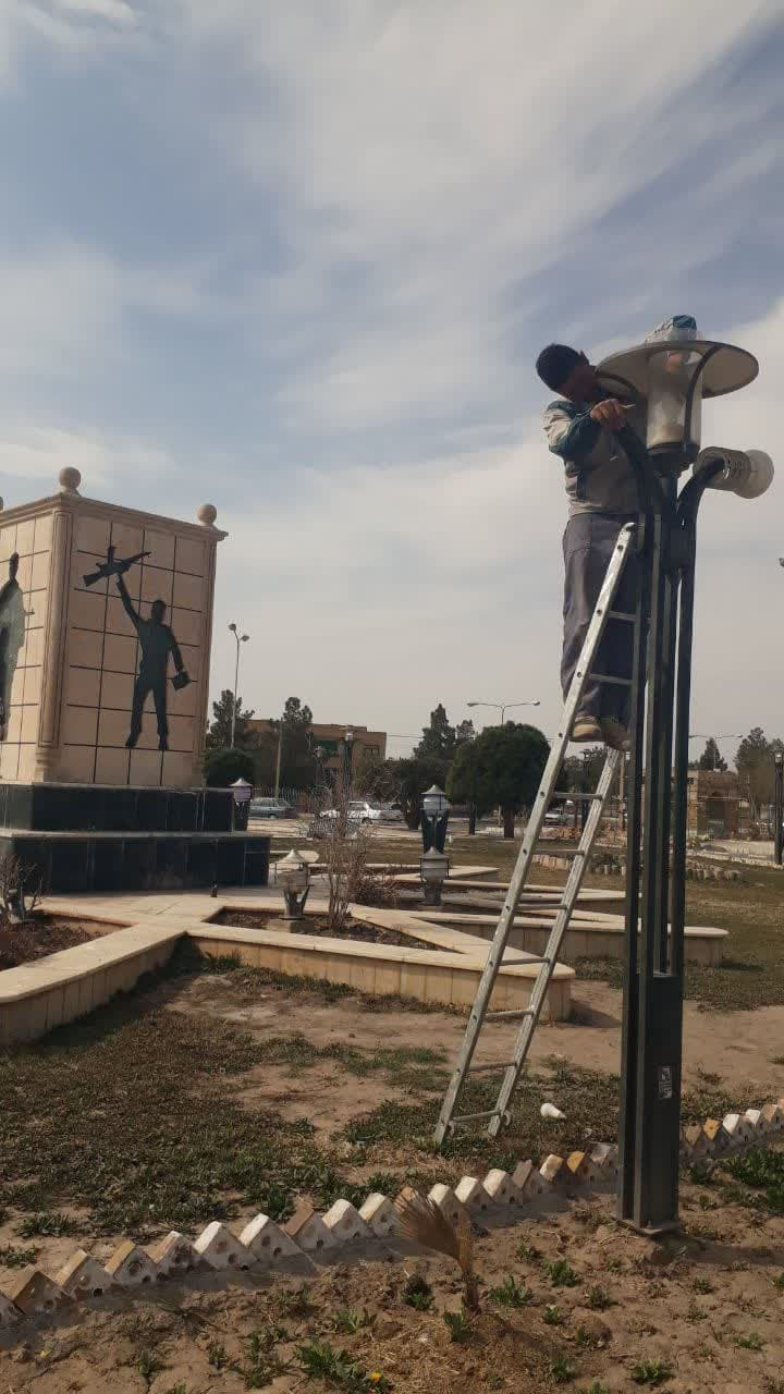  روشنایی میادین در استقبال از بهار رفع نقص میگردد