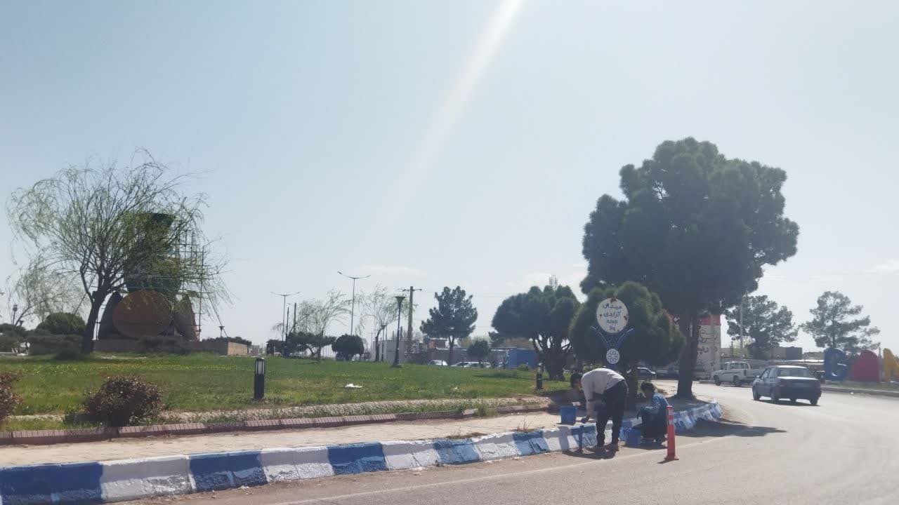 همزمان با بهار زیبایی در شهر گناباد شکوفا میشود 