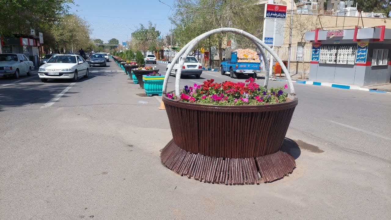 گزارش تصویری بخشی از اقدامات استقبال از بهار 1402 شهرداری گناباد