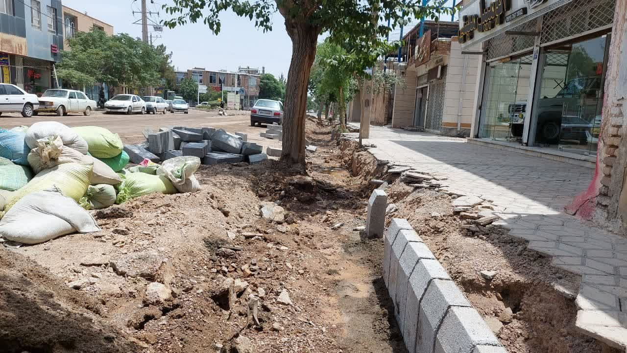 اصلاح جدول کشی حاشیه خیابان حافظ