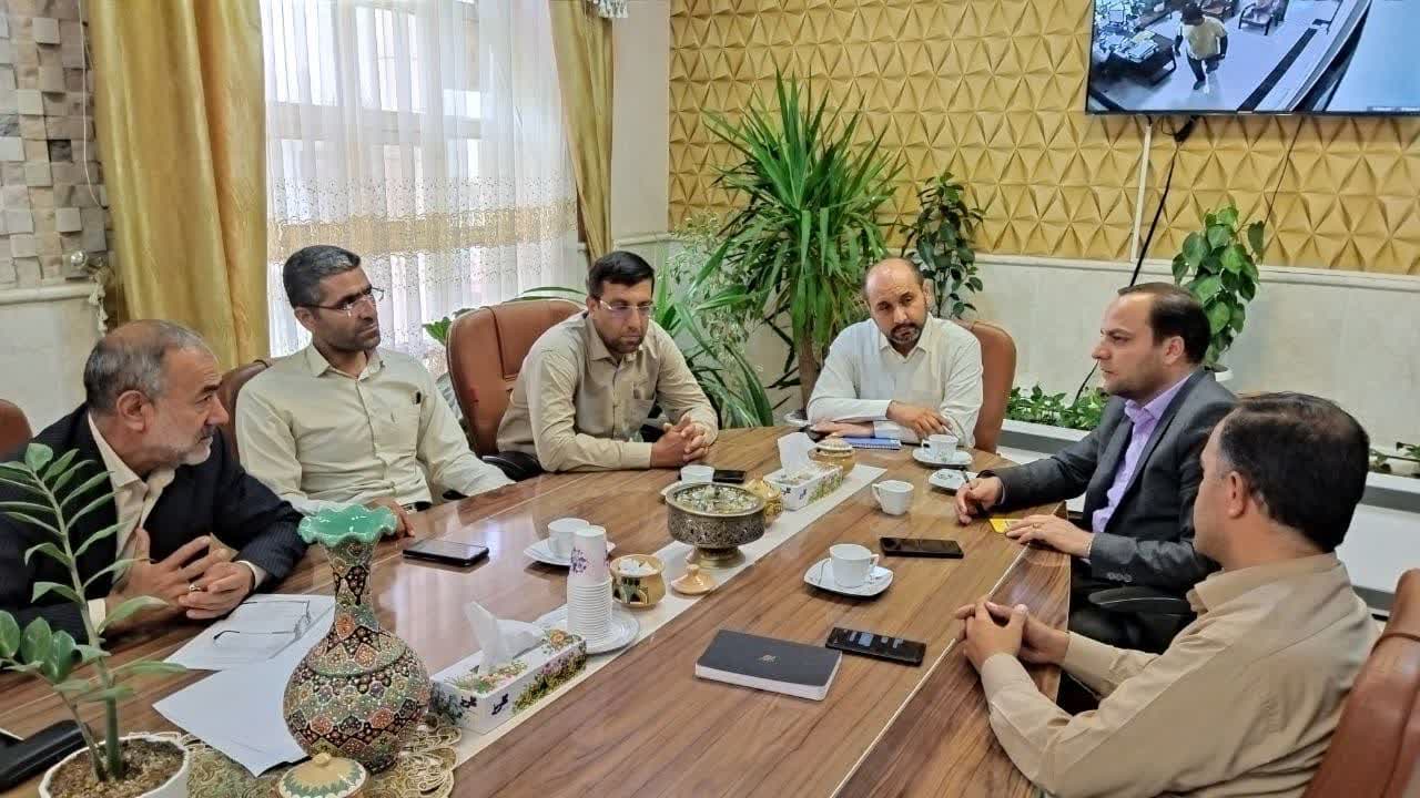 نشست تعاملی مدیریت برق شهرستان با مجموعه مدیریت شهری