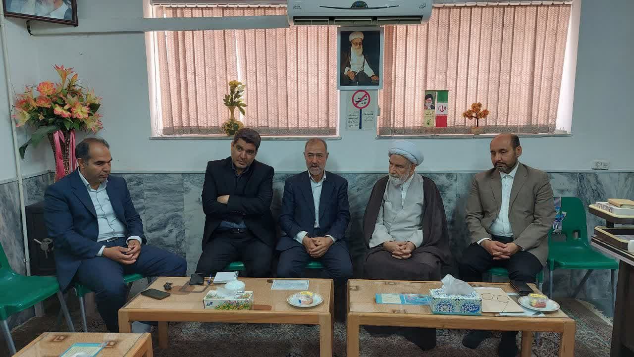 دیدار شهردار و اعضای شورای اسلامی شهر گناباد با امام جمعه معزز گناباد