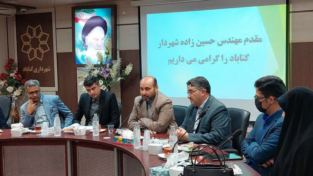 اندیشه و ارتقا سطح دانش نسل امروزی حاصل تلاش مجموعه تعلیم و تربیت است 