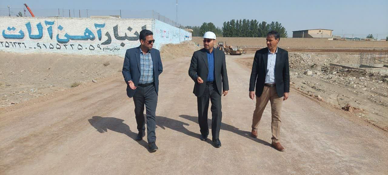 تاکید شهردار گناباد بر تسریع در عملیات آماده سازی سایت میدان نماز پروژه نهضت ملی مسکن