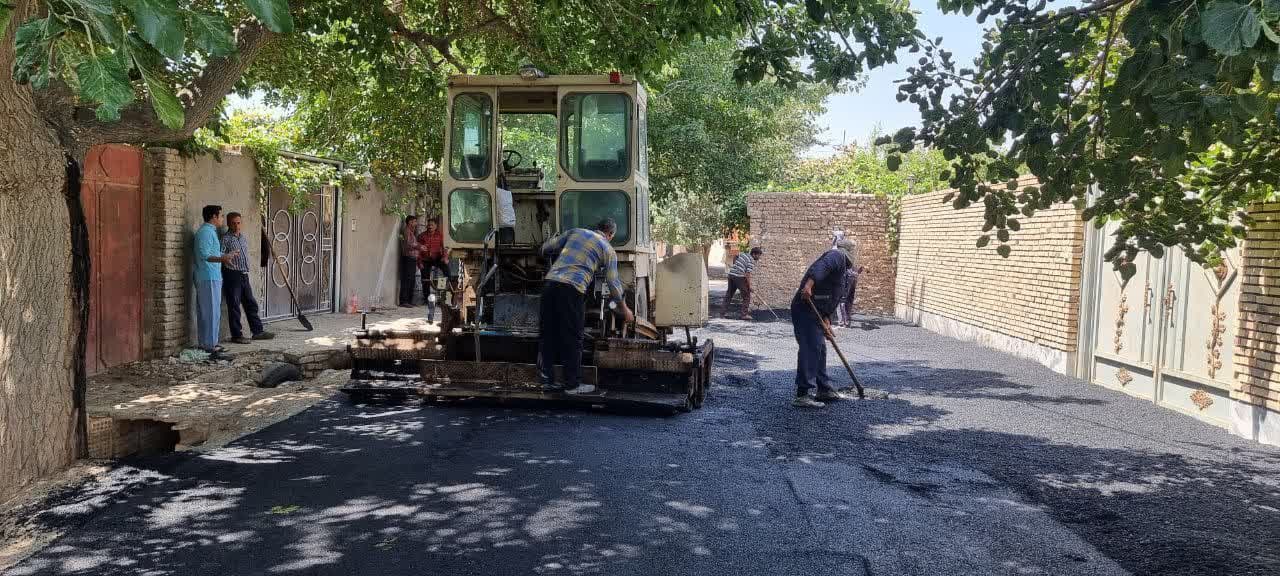 گرمی هواهم باعث توفق اکیپ آسفالت عمران شهرداری گناباد نشد