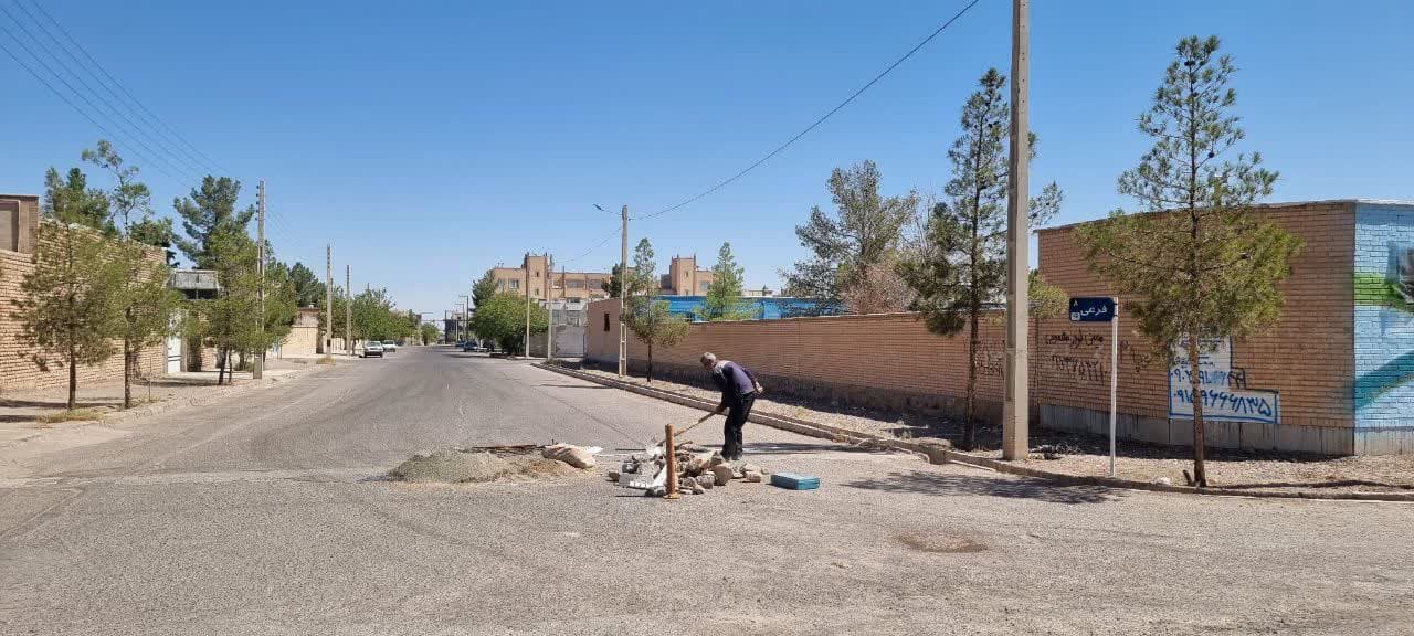 در راستای ایمن سازی مسیر تردد شهروندان صورت پذیرفت