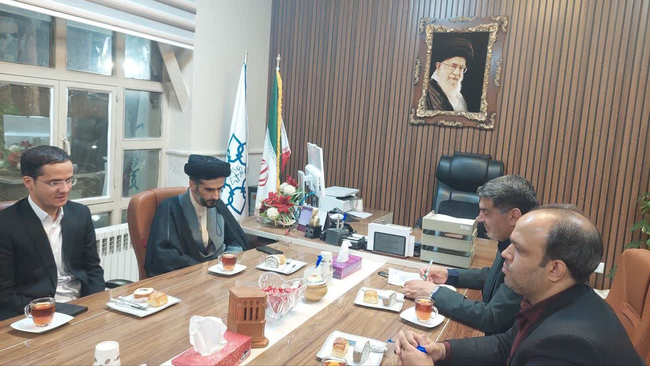 سرپرست شهرداری گناباد بر ضرورت همکاری با دانشگاه‌ها برای توسعه شهری تأکید کرد  