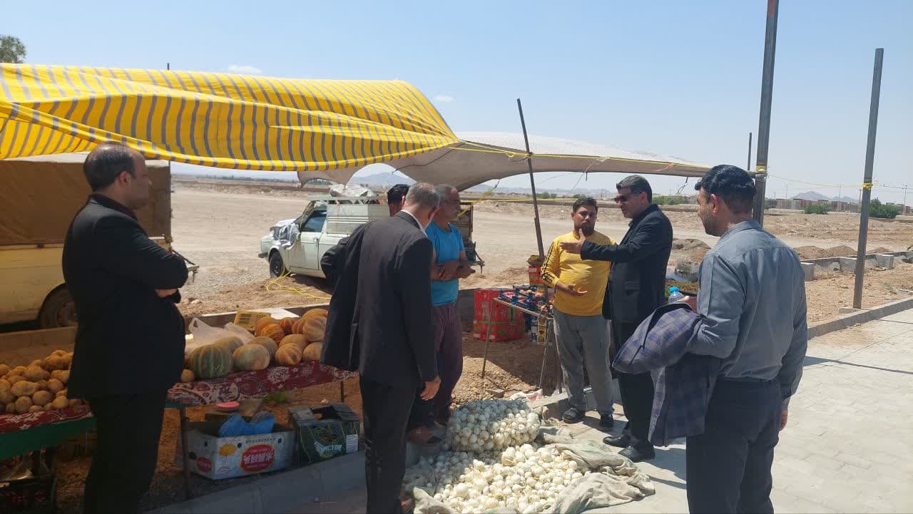 سرپرست شهرداری گناباد از جمعه‌بازار و روزبازار بازدید کرد  