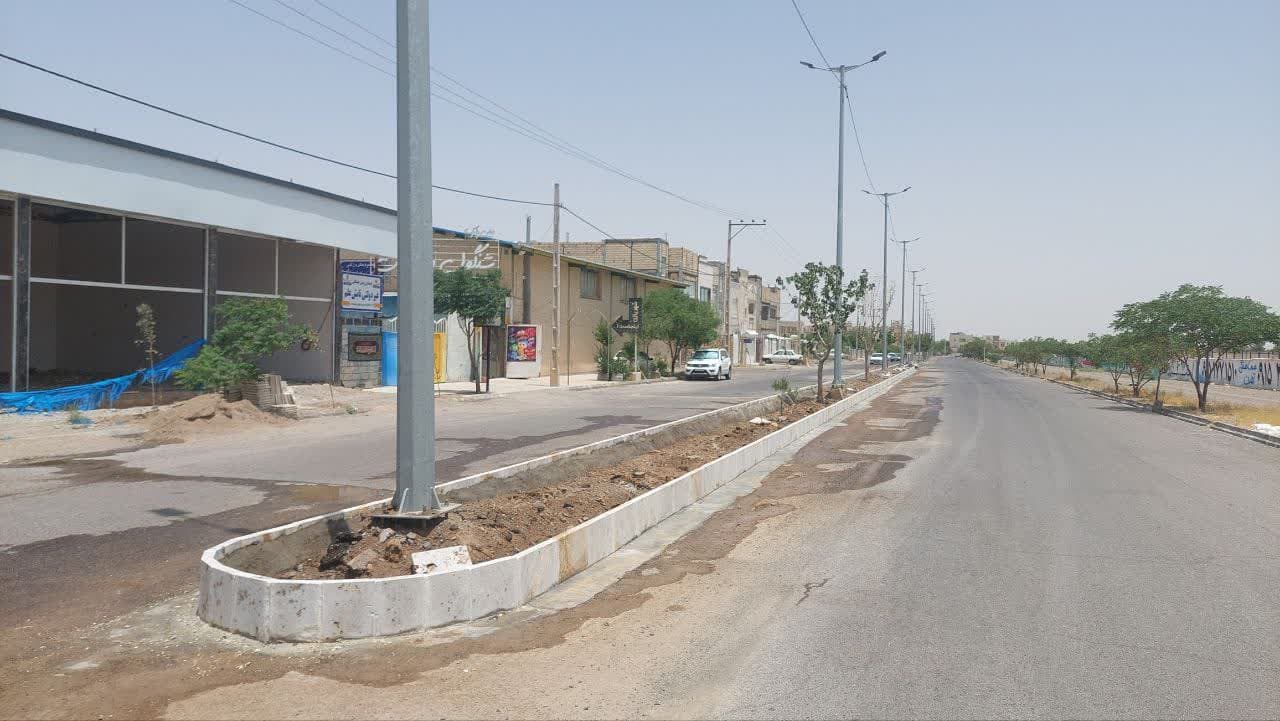 تعویض جداول بلوار دانشجو در راستای زیباسازی و بهبود تردد
