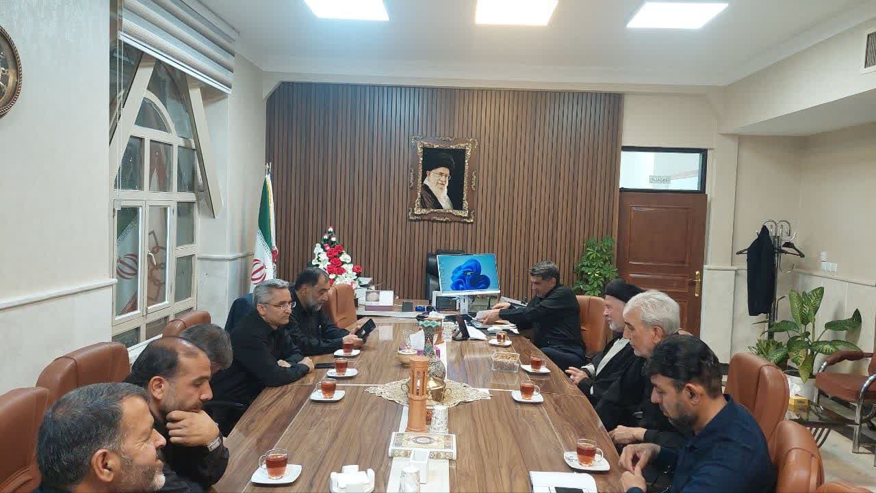 دیدار هیئت امنا هیئت متحده حسینی با سرپرست شهرداری گناباد برگزار شد  
