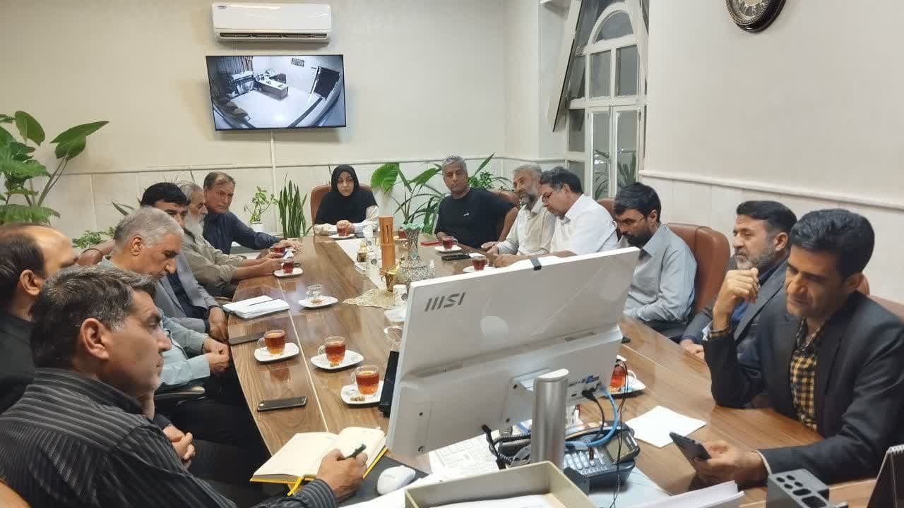 اعضای کانون توسعه اندیشان گناباد با سرپرست شهرداری دیدار کردند