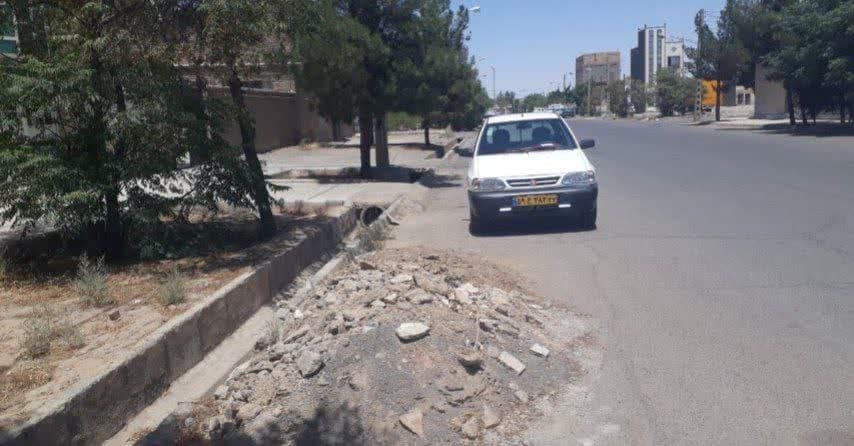 صدور اخطاریه جمع آوری نخاله های ساختمانی از سطح شهر  یه شهروندان داده شد.