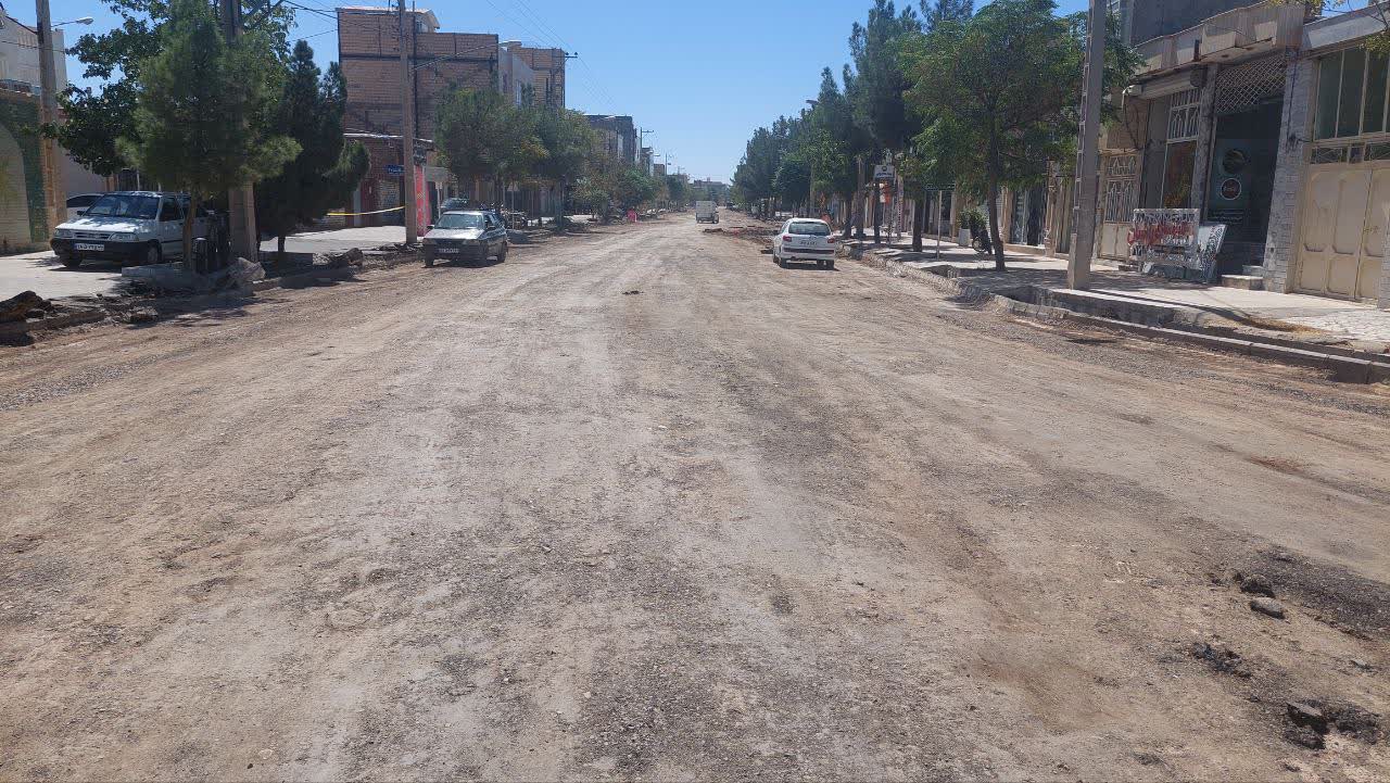اتمام عملیات جمع آوری آسفالت فرسوده خیابان حافظ