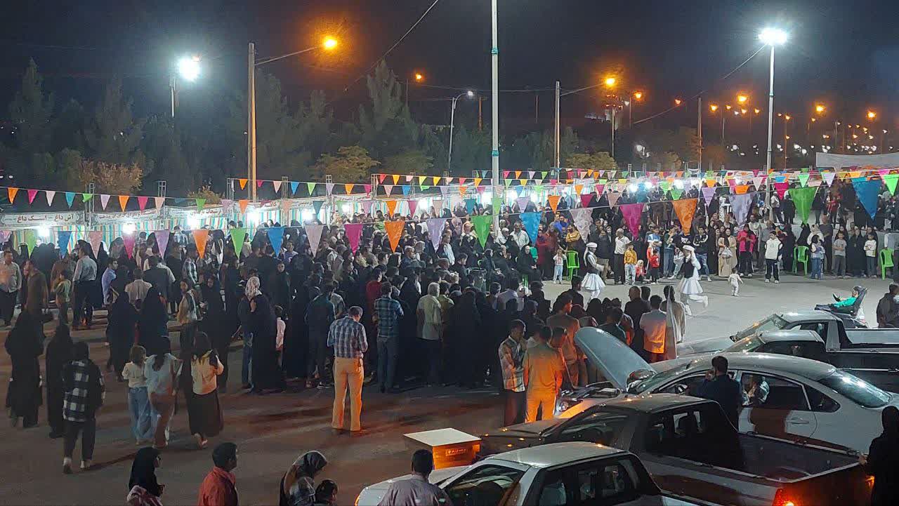 سومین شب غذا در پارک دانشگاه برگزار شد
