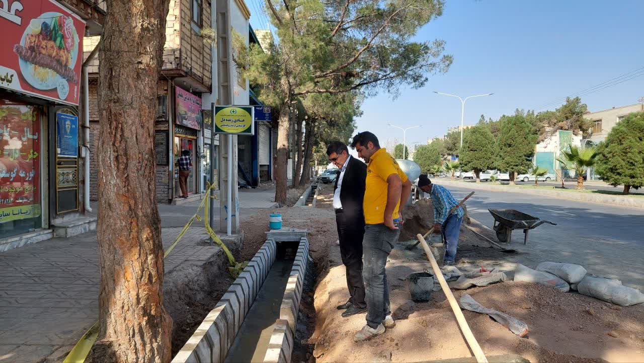 بازدید شهردار از دو پروژه عمرانی سطح شهر انجام شد