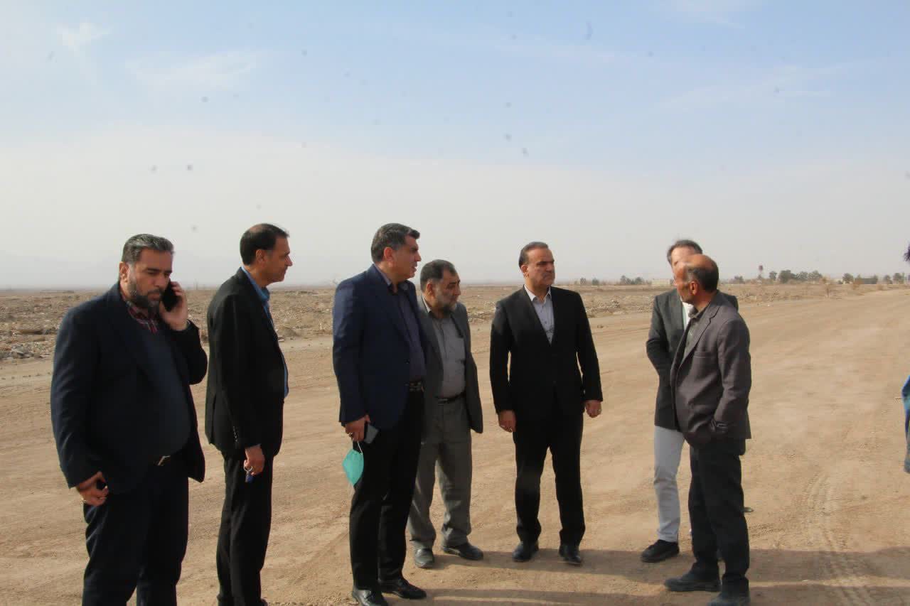 بازدید میدانی مسئولان از طرح ورودی گناباد با هدف تسریع در پیشرفت پروژه
