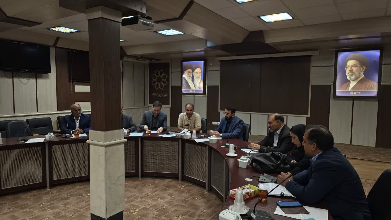 بررسی تکالیف شهرداری‌ها در اجرای قانون الزام به ثبت رسمی معاملات اموال غیرمنقول