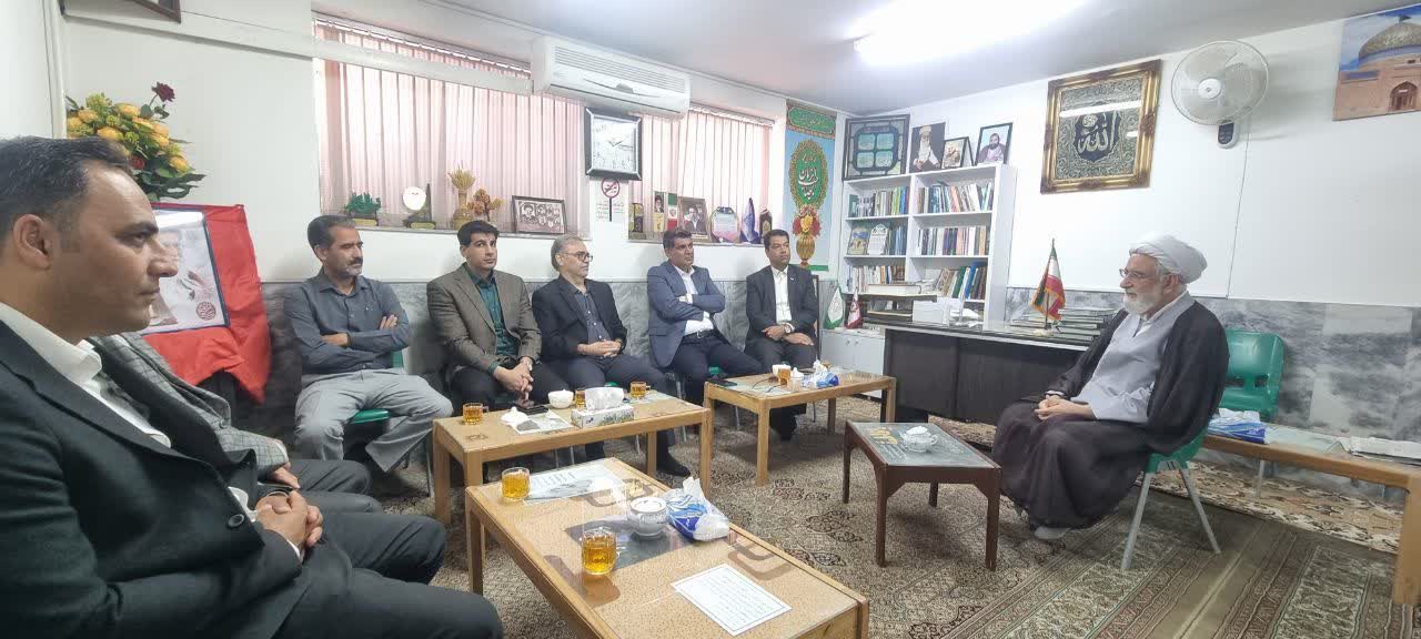 دیدار فرماندار، شهردار و رئیس دانشگاه علوم پزشکی گناباد با امام جمعه شهرستان